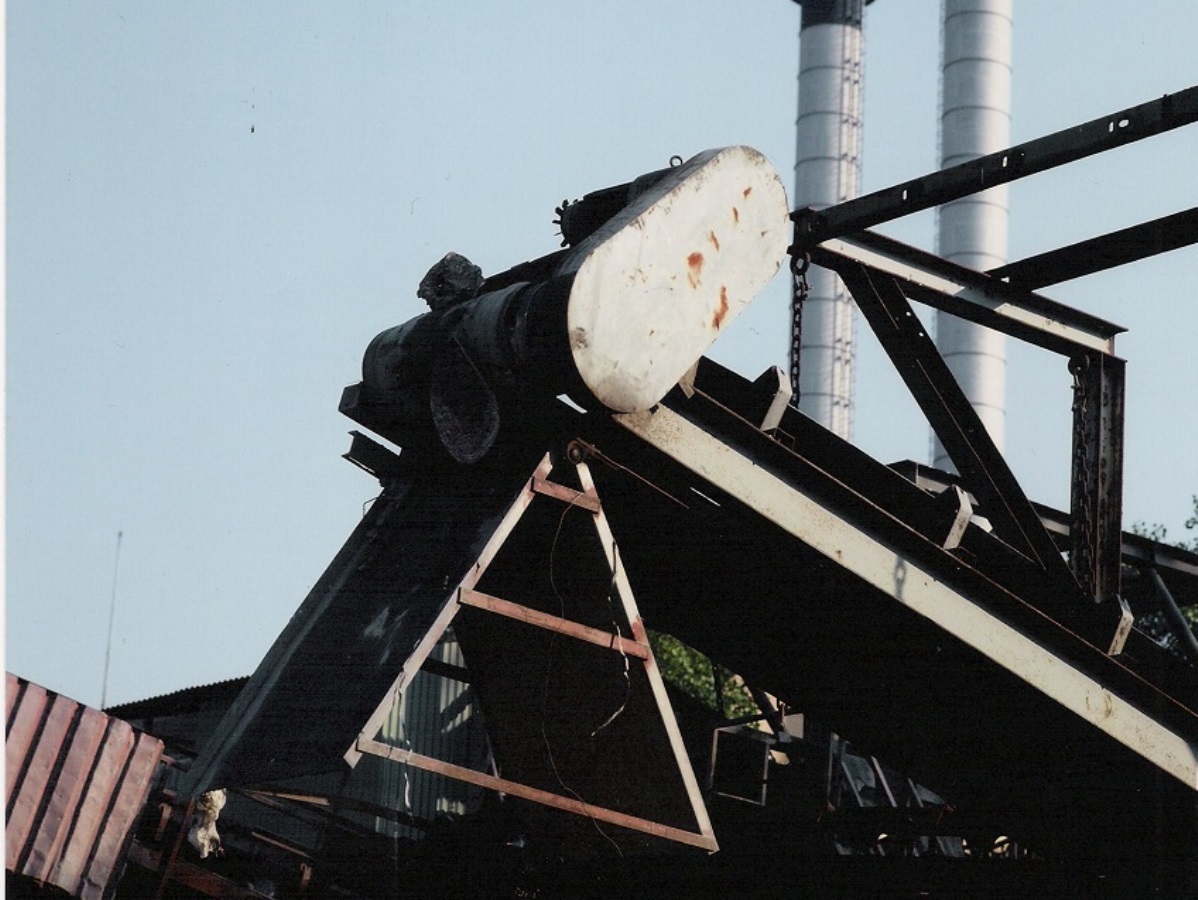 Magnetic head pulley removes iron from ore | Goudsmit Magnetics
