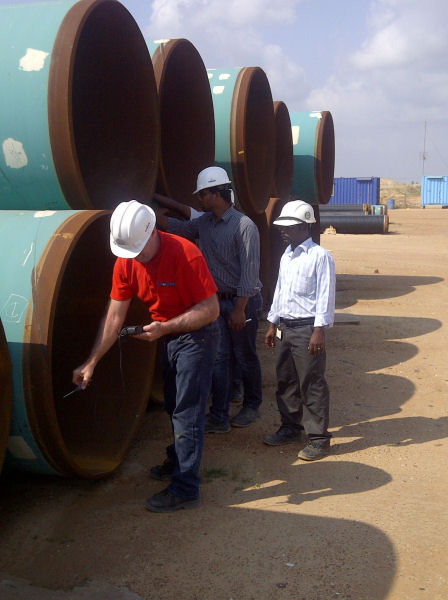 Degaussing large oil pipeline | Goudsmit Magnetics